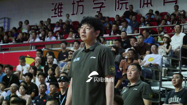 沪深策略联盟 潍坊热身赛：小将亮眼老将稳重，山东高速男篮85-75轻取埃及国家队