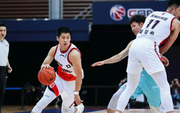 非凡策略 从CBA垫底队到季后赛队！失意国手迎翻身良机 能再大爆发？